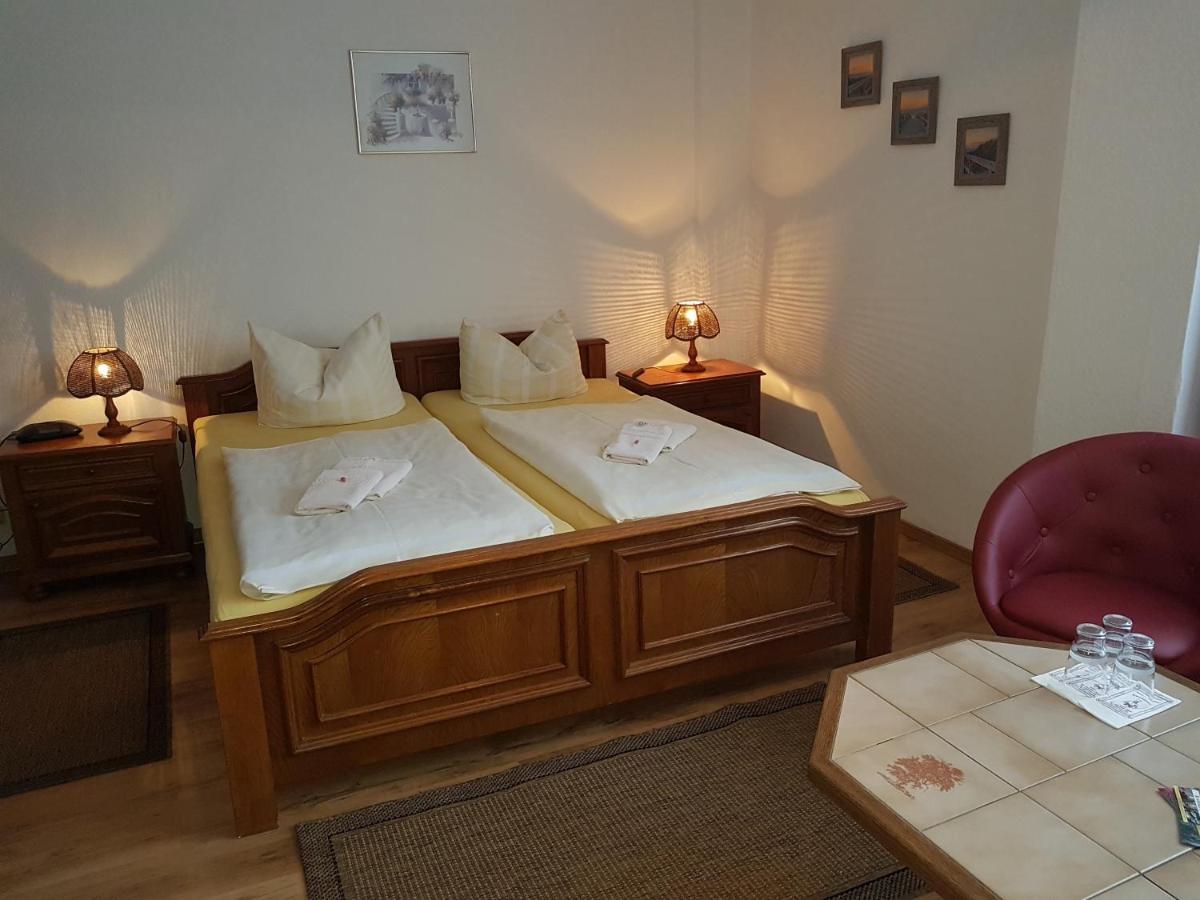 Landhaus Dargelin Hotel Behrenhoff Habitación foto